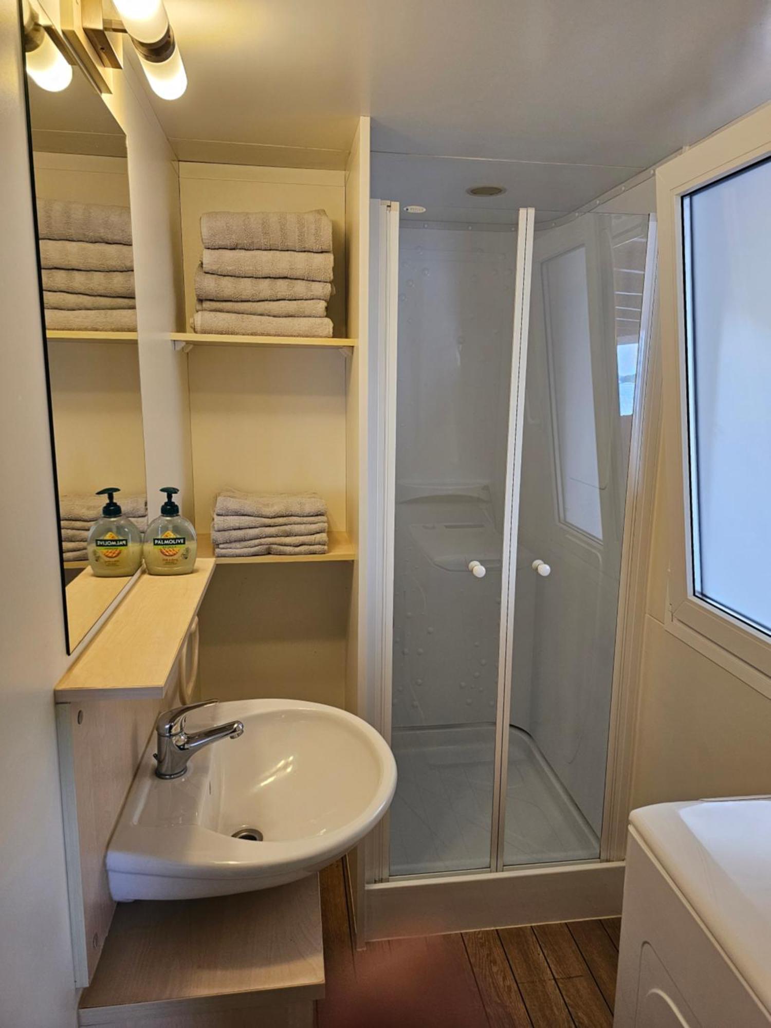 K9 Mobile Home Camp Imperial ヴォディツェ エクステリア 写真